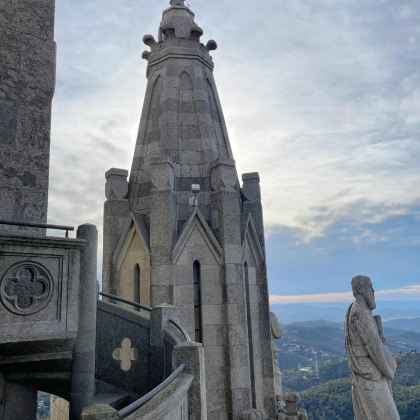 西班牙7日6晚自由行