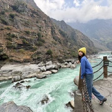 大理市+老姆登知子罗+六库+老姆登村+怒江大峡谷+丙中洛风景区+独龙江+飞来寺+香格里拉+丽江7日6晚拼小团