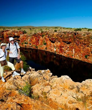7D6N • 7-Day Exmouth Explorer via Pinnacles Monkey Mia Ningaloo Reef returning to Perth