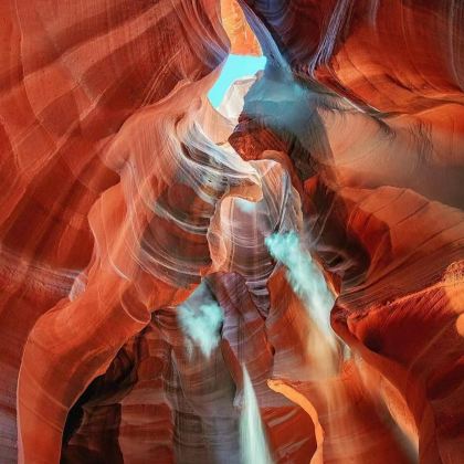 太原+五台山+大同+平遥古城+延安+靖边12日11晚私家团