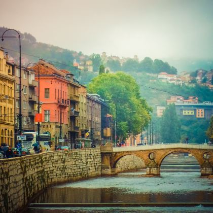 德国+匈牙利+克罗地亚+波黑+奥地利+瑞士+意大利10日9晚跟团游