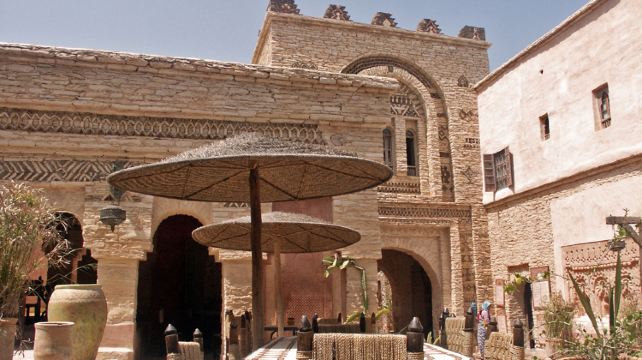 12-Day Southern Morocco Tour from Marrakech·Ouarzazate, Skoura, Agadir, Sidi Kaouki, Oualidia | Erg Lihoudi Desert Camp | Bertam Oasis