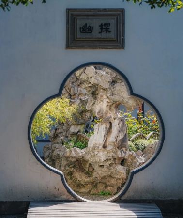 4日3晚 • 「江南精品四日游」酒店任选「上海霓虹＆雅致园林＆水乡灯影＆西湖映晚霞」免跟团深度游，仅随江南的烟火与诗意而行