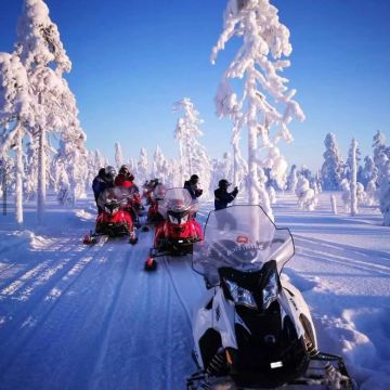 芬兰赫尔辛基+罗瓦涅米+萨尼色尔卡+列维+挪威希尔克内斯8日7晚私家团