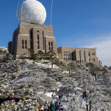 黄山风景区+宏村景区2日1晚跟团游
