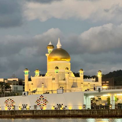 新加坡+文莱达鲁萨兰国5日4晚私家团