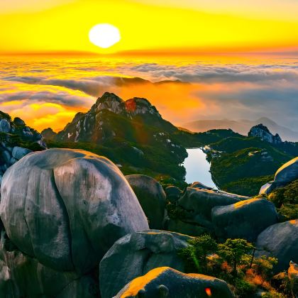 安庆+天柱山+巨石山+大龙山乌龙溪景区+大别山主峰景区+大别山彩虹瀑布+太美太湖旅游区+花亭湖风景区+五千年文博园6日5晚私家团