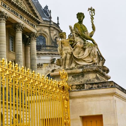 法国+比利时+荷兰+德国+奥地利+瑞士+捷克+匈牙利14日13晚跟团游