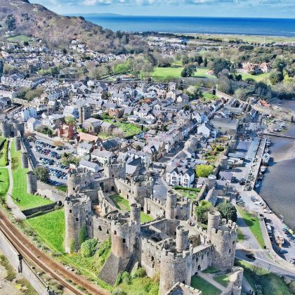 英国伦敦+牛津+剑桥+科茨沃尔德+兰迪德诺+康威11日10晚拼小团