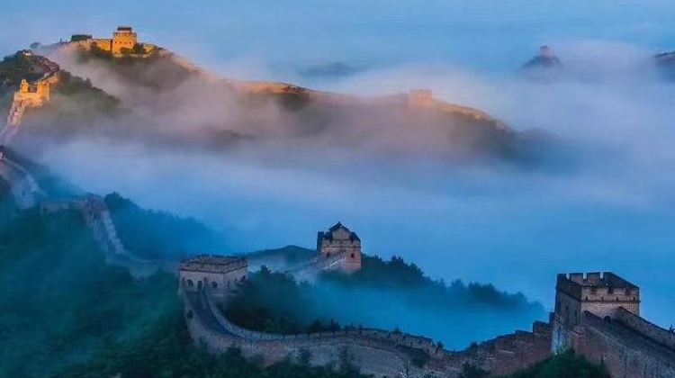 2-Day Mutianyu Great Wall Leisure Tour: Beautiful Sunset and Sunrise