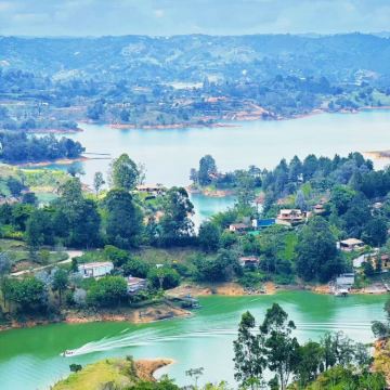 哥伦比亚波哥大+萨伦托+麦德林8日7晚私家团