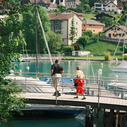 瑞士+卢塞恩+苏黎世+格林德瓦+施皮茨小镇5日4晚私家团