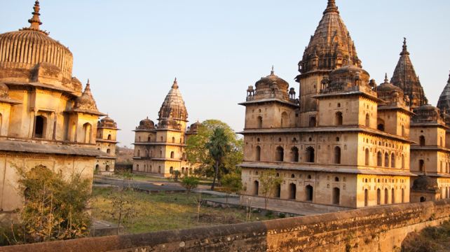 15-Day Essential India Palaces＆Traditions Tour·Delhi, Jaipur, Agra and Varanasi | Taj Mahal, Amber Fort, Ganges River and Hawa Mahal