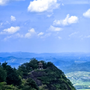 衢州+江郎山风景名胜区+廿八都古镇+龙游石窟3日2晚私家团