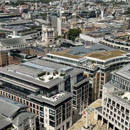 英国11日10晚私家团