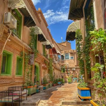 新疆南疆+喀什市+帕米尔高原10日9晚拼小团