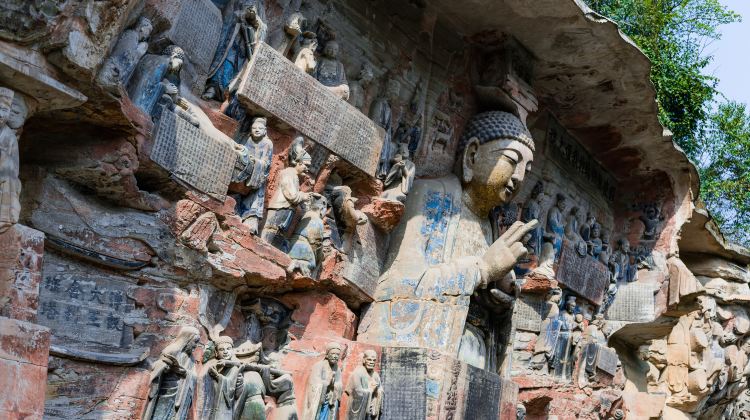 5-Day Chongqing + Wulong District + Dazu District + Three Natural Bridges + Fairy Mountain  National Forest Park + Dazu Rock Carvings
