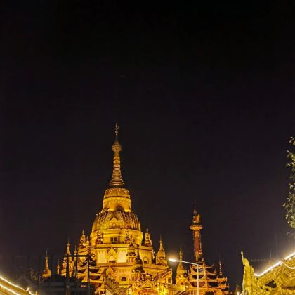 芒市+腾冲+瑞丽5日4晚拼小团