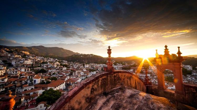 2-Day COMBO - Guadalupe Shrine and Teotihuacan + Taxco (2 days)