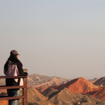 兰州+西宁+青海湖景区+敦煌+嘉峪关+酒泉+张掖10日9晚拼小团