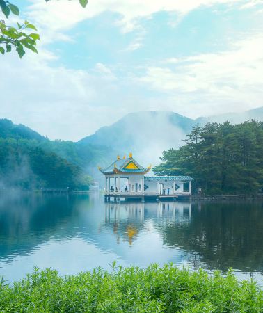 5D4N • JiangxiNanchang + Lushan National Park + Jingdezhen + Wuyuan