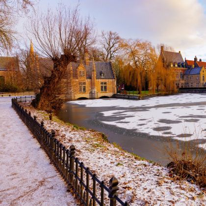 比利时布鲁塞尔+安特卫普+布鲁日+根特6日5晚拼小团