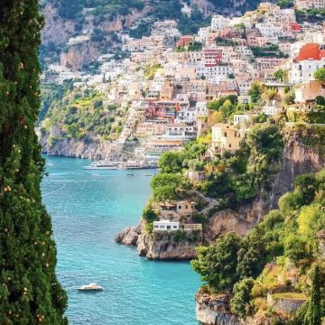 罗马+阿马尔菲+索伦托+马泰拉+巴里+阿尔贝罗贝洛+科森扎+那不勒斯+卡普里岛8日7晚拼小团