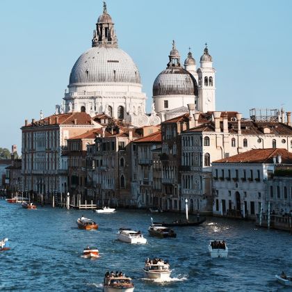 威尼斯+普拉+马穆拉岛+杜布罗夫尼克+科托尔湾9日8晚拼小团