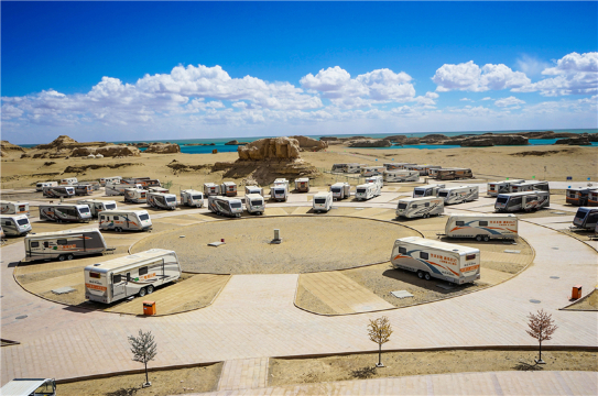 火星营地·青海9天8晚跟团游【自驾小团】(火星一号公路 俄博梁魔鬼城