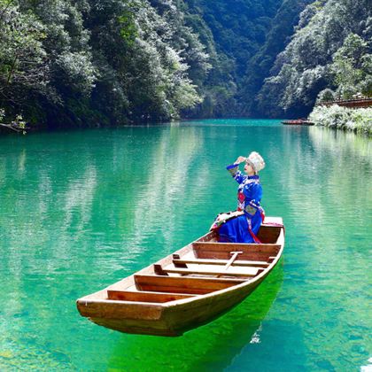 恩施市+恩施大峡谷5日4晚跟团游