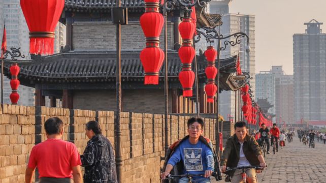 11-Day Historical and Natural China Private Tour from Beijing to Shanghai·Xi’an and Zhangjiajie丨Tiananmen Square, Terracotta Warriors,  Zhangjiajie National Forest Park and The Bund