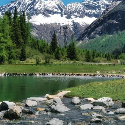 成都+四姑娘山景区+毕棚沟4日3晚私家团