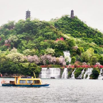 广西柳州龙潭公园+马鞍山公园+窑埠古镇+程阳八寨+三江鼓楼+柳州工业博物馆+柳州文庙3日2晚拼小团