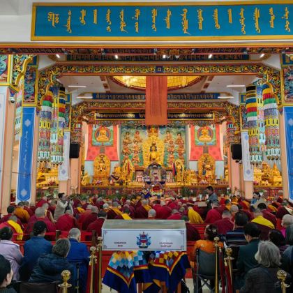 蒙古乌兰巴托+哈拉和林+哈斯台国家公园+博克多汗冬宫+宰桑纪念碑+成吉思汗广场+成吉思汗骑马雕像+特日勒吉国家公园7日6晚拼小团