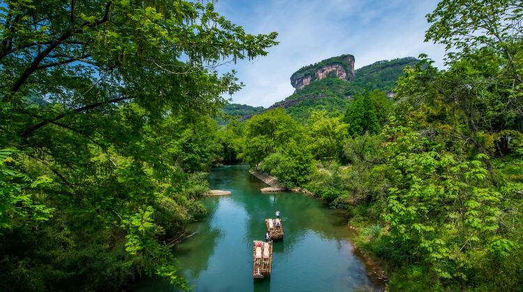 6-Day Wuyishan + Xiamen + Kulangsu + Zhangzhou+Nanjing Tulou Cluster