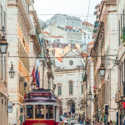 葡萄牙里斯本+辛特拉+罗卡角+埃武拉3日2晚私家团