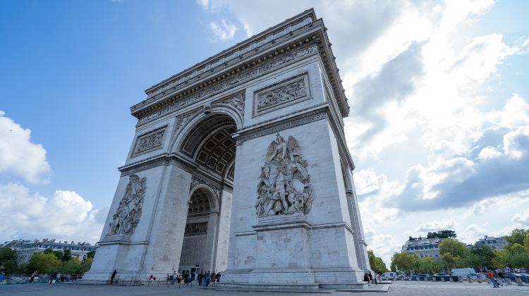 12D11N · Group Tours · Europe Escape (EE)·Spend free days in Rome, Paris and the Swiss Alps
Explore Burgundy, Florence, Innsbruck, Munich and Ghent
Take a photo with the world-famous Leaning Tower of Pisa
Cruise Amsterdam’s canals and Germany’s Rhine River
Experience a historic Bavarian restaurant and taste local German wine