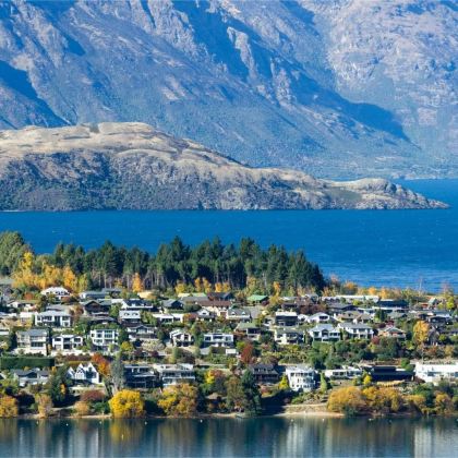 新西兰南岛+基督城+皇后镇+凯库拉观鲸游船12日10晚拼小团