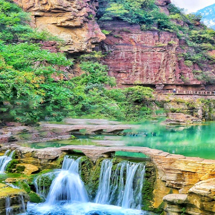 河南郑州+洛阳+云台山+开封+老君山+少林寺+红旗渠+万仙山13日12晚跟团游