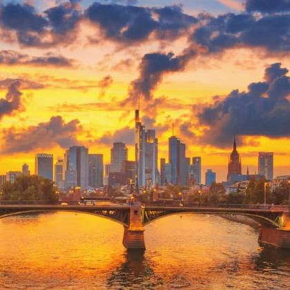 德国+捷克+波兰13日12晚私家团