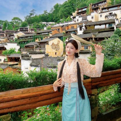 黄山市+西递+宏村景区+婺源篁岭景区4日3晚拼小团