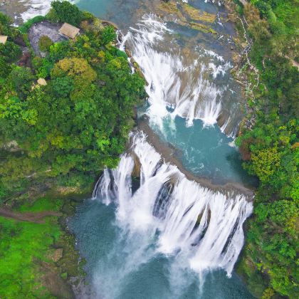 贵州贵阳+黄果树+荔波+西江千户苗寨+镇远+梵净山6日5晚跟团游