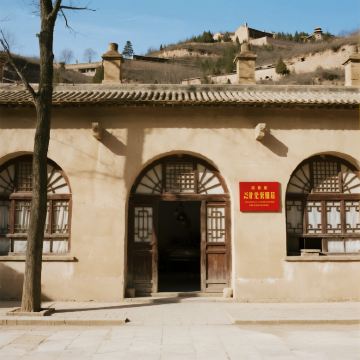 西安+延安+壶口瀑布+兵马俑+华清宫6日5晚跟团游