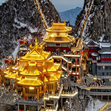 河南郑州+开封+洛阳+老君山景区6日5晚拼小团