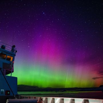 南极洲+乌斯怀亚12日跟团游