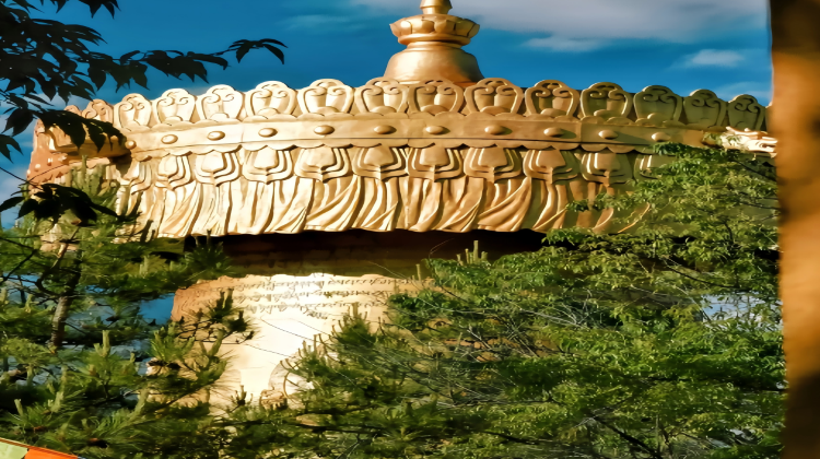 8D7N · Group Tours · 50 Percent Discount+Upgrade: 2+1 VIP Coach for Kunming+Dali+Lijiang+ Dali Sea View Room & Erhai Lake Cruise & Travel Photography+Shangri-La