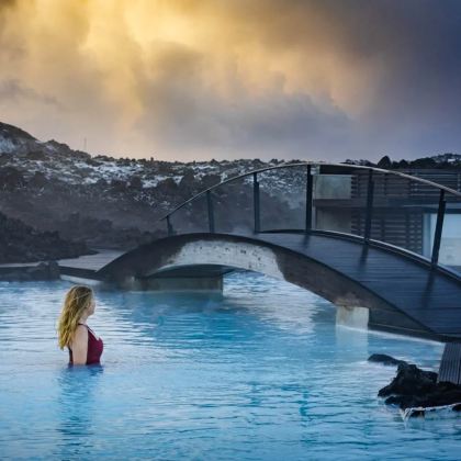 冰岛蓝湖+雷克雅未克观鲸+黑沙滩8日5晚跟团游