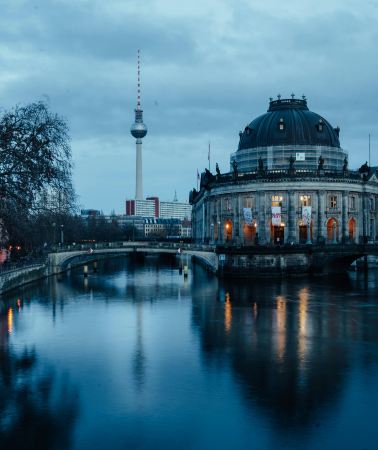 7D6N • Germany