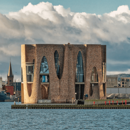 丹麦哥本哈根+欧登塞+比隆+里伯+罗斯基勒4日3晚跟团游