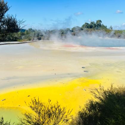 新西兰奥克兰+使命湾+怀托摩萤火虫洞+霍比特村+怀·欧·塔普地热仙境+胡卡瀑布7日6晚拼小团